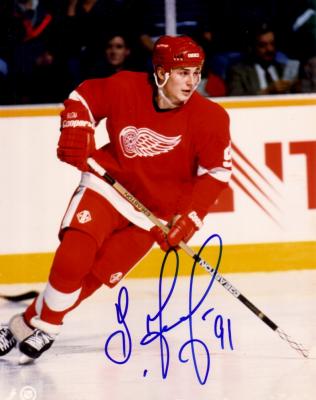 Sergei Fedorov autographed Detroit Red Wings 8x10 photo