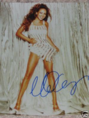 Mariah Carey autographed sexy 8x10 photo