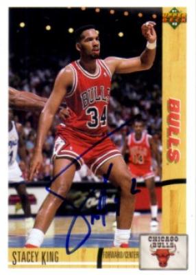 Stacey King autographed Chicago Bulls 1991-92 Upper Deck card