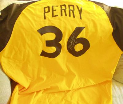Gaylord Perry autographed San Diego Padres 1978 authentic Mitchell & Ness throwback jersey