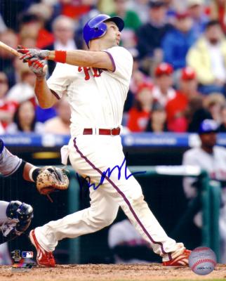 Raul Ibanez autographed Philadelphia Phillies 8x10 photo