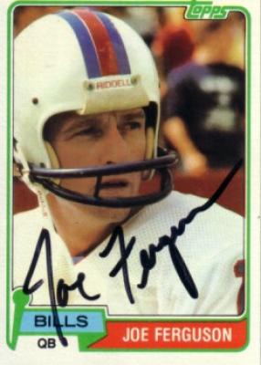 Joe Ferguson autographed Buffalo Bills 1981 Topps card