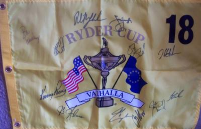2008 US Ryder Cup Team autographed flag (Paul Azinger Phil Mickelson)