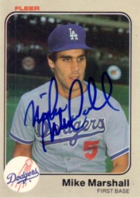Mike Marshall autographed Los Angeles Dodgers 1983 Fleer card