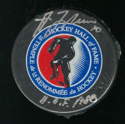 Guy Lafleur autographed Hockey Hall of Fame logo puck