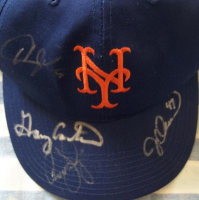 Gary Carter Ron Darling Howard Johnson Jesse Orosco autographed 1986 New York Mets cap