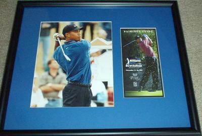 Tiger Woods autographed 2001 Williams World Challenge pairings framed with 8x10 photo