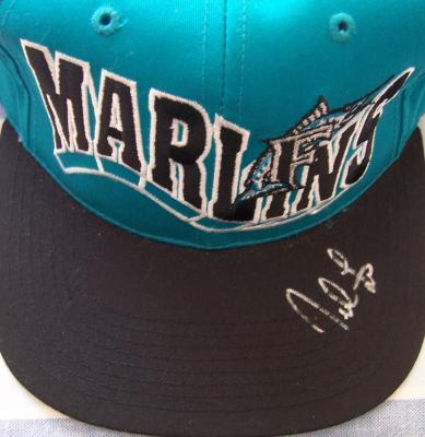 Derrek Lee autographed Florida Marlins cap