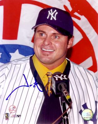 Jason Giambi autographed New York Yankees 8x10 photo