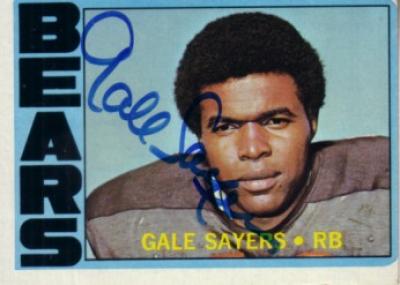 Gale Sayers autographed Chicago Bears 1972 Topps card