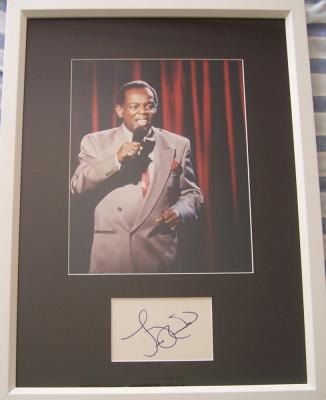 Lou Rawls autograph matted & framed with 8x10 concert photo