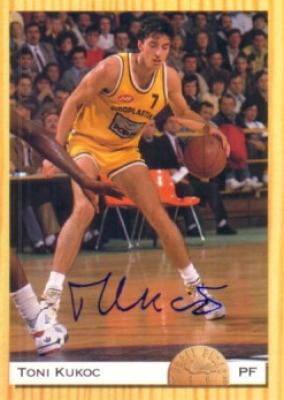 Toni Kukoc (Bulls) autographed 1993 Classic card