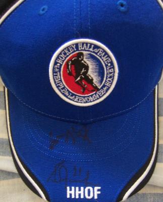 Wayne Gretzky & Grant Fuhr autographed Hockey Hall of Fame cap or hat