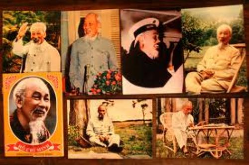 Vietnam; Postcards with pictures of Ho Chi Minh