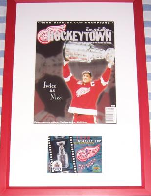 Steve Yzerman autographed Detroit Red Wings 1998 Stanley Cup card framed with magazine cover