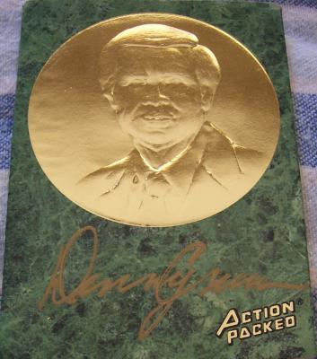 Denny Crum certified autograph Louisville Action Packed Hall of Fame card