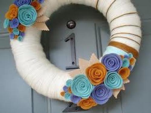 Crafts;  handmade yarn wreaths
