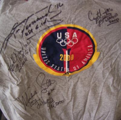 USA Softball autographed 2000 Olympics T-shirt (Lisa Fernandez Crystl Bustos Michele Smith)