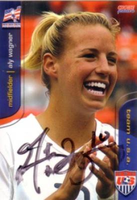 Aly Wagner autographed 2004 U.S. Soccer card