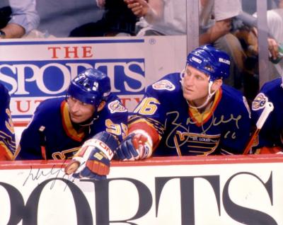 Wayne Gretzky & Brett Hull autographed St. Louis Blues 8x10 photo