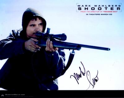 Michael Pena autographed Shooter 8x10 publicity photo