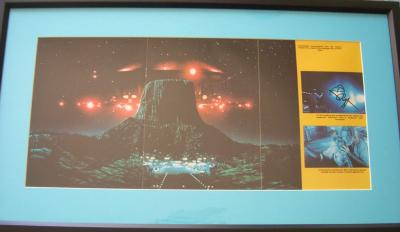 Richard Dreyfuss autographed Close Encounters poster matted & framed