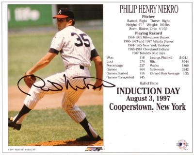 Phil Niekro autographed Atlanta Braves HOF Induction Day 8x10 photo card