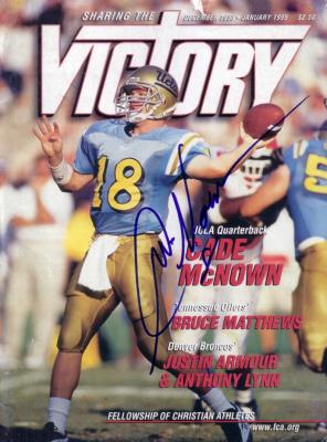 Cade McNown autographed UCLA 1999 Victory magazine