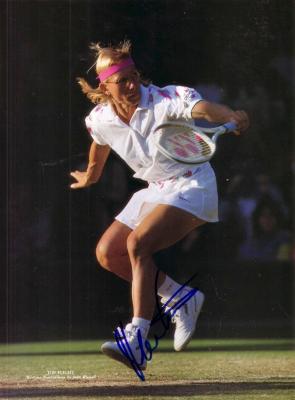 Martina Navratilova autographed tennis magazine photo