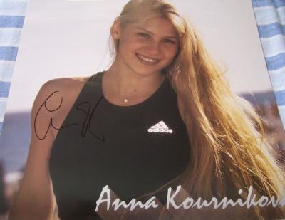 Anna Kournikova autographed 1998 WTA Tour calendar page
