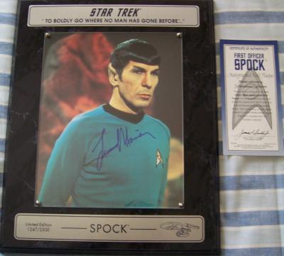 Leonard Nimoy autographed Star Trek Spock vintage 8x10 photo in plaque