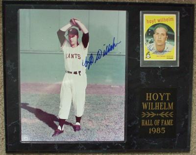 Hoyt Wilhelm autographed New York Giants 8x10 photo & card in plaque